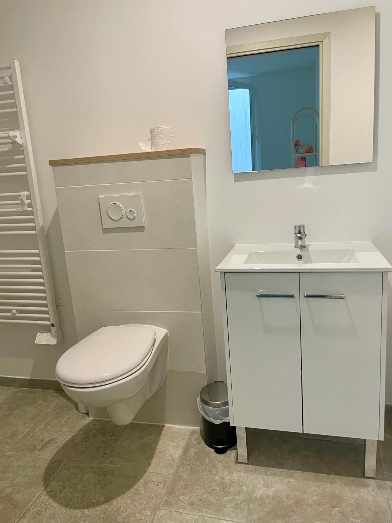T2 Renove Avec Terrasse Au Coeur Des Cevennes Apartment Saint-Germain-de-Calberte Luaran gambar
