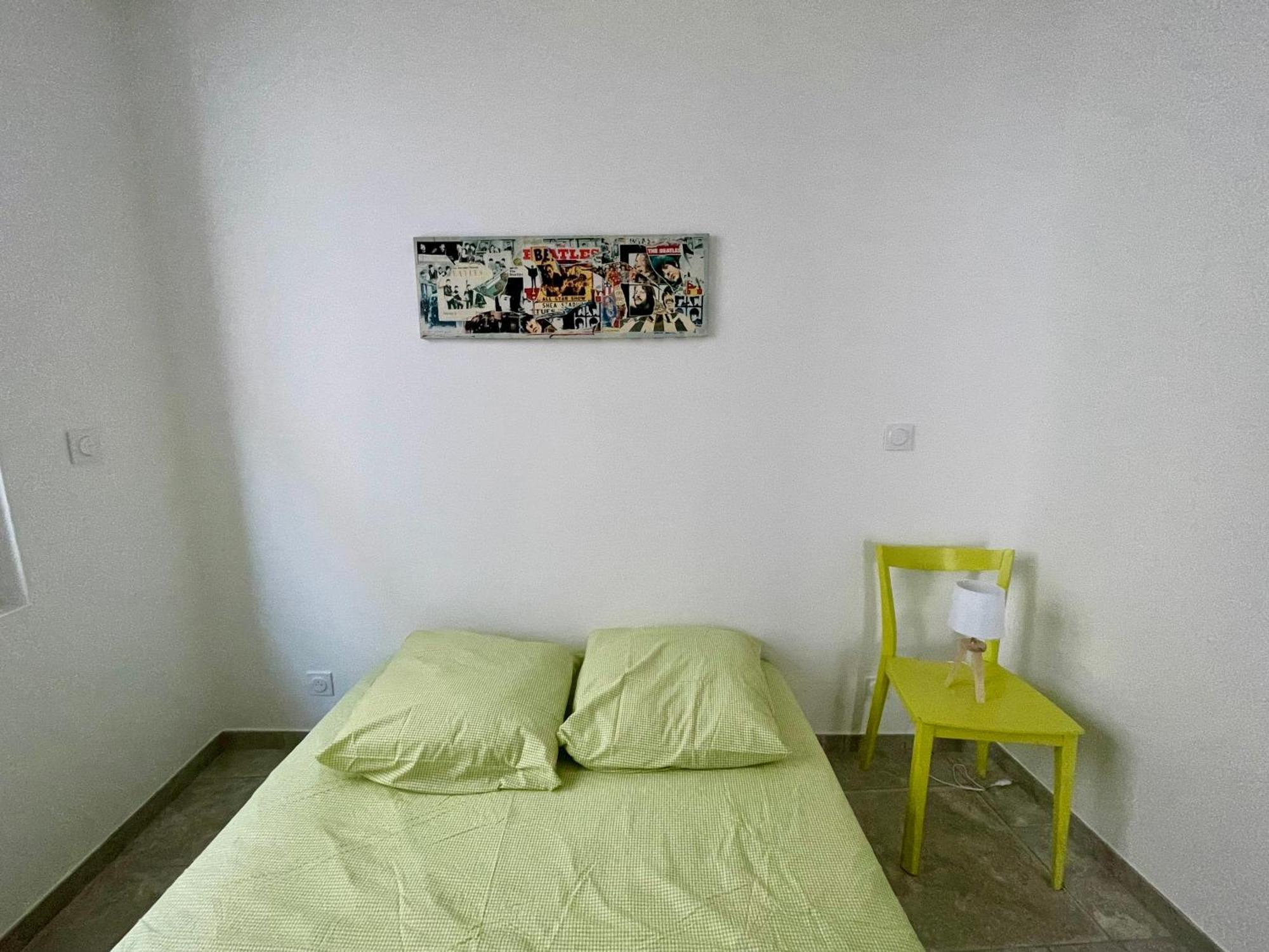T2 Renove Avec Terrasse Au Coeur Des Cevennes Apartment Saint-Germain-de-Calberte Luaran gambar
